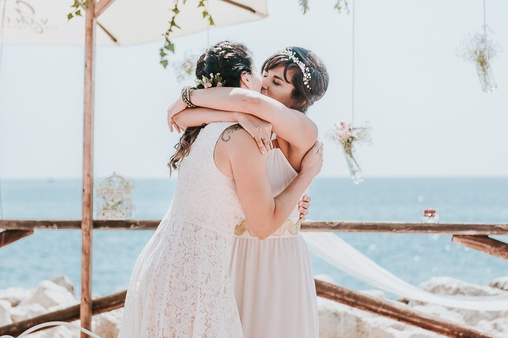 beso entre chicas