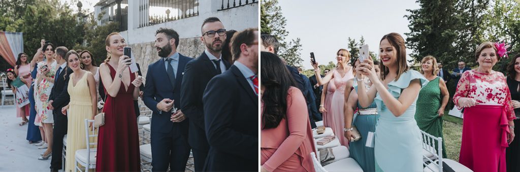 invitados grabando a la novia